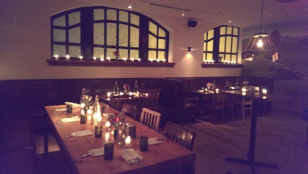 Farmhouse A Restaurant in Evanston, IL Thrillist