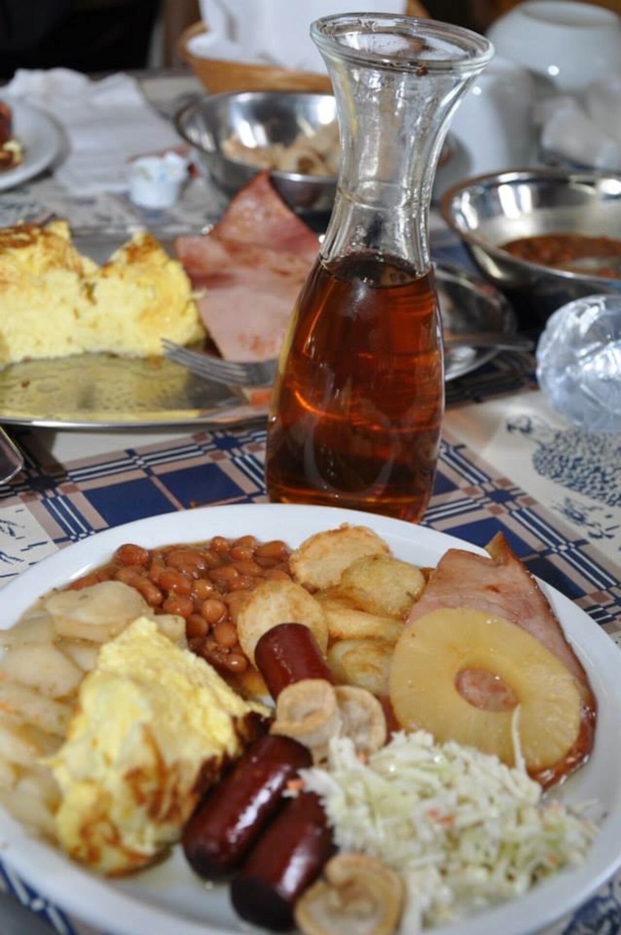 The 8 Best Sugar Shacks in & Around Montreal Thrillist