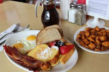 diner dc breakfast royale