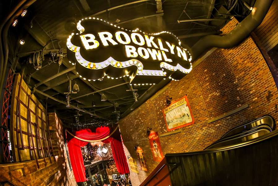 Brooklyn Bowl Las Vegas Thrillist Las Vegas