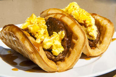 waffle taco bell breakfast