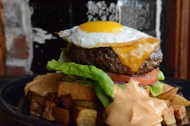 Shaw’s Tavern Under the radar burgers DC