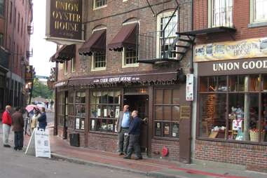 Union Oyster House Oldest Bars BOS