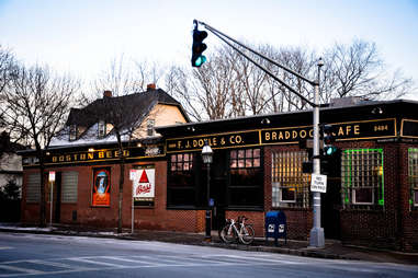 Doyle's Cafe Oldest Bars BOS