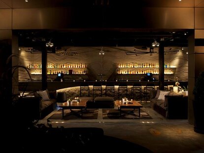 Stratus Rooftop Lounge: A Bar in Philadelphia, PA - Thrillist
