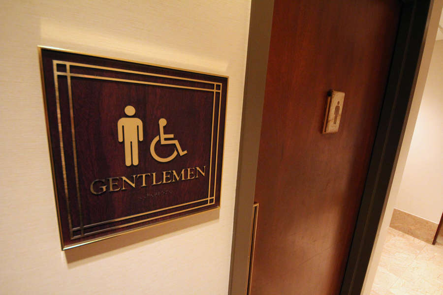 Best Public Restrooms Downtown Chicago Hotels Thrillist
