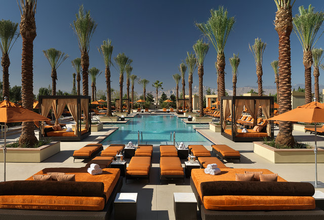 review of palms las vegas pool