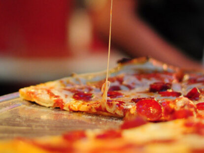 Pizza 33: A Restaurant in New York, NY - Thrillist