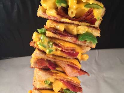 Bacon jalapeno mac 'n cheese grilled cheese on a stick