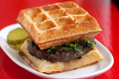 Waffle burger