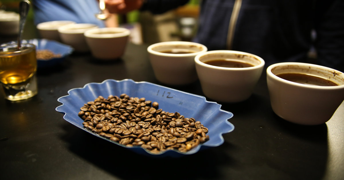Coffee Roasters How Coffee Roasting Works Thrillist