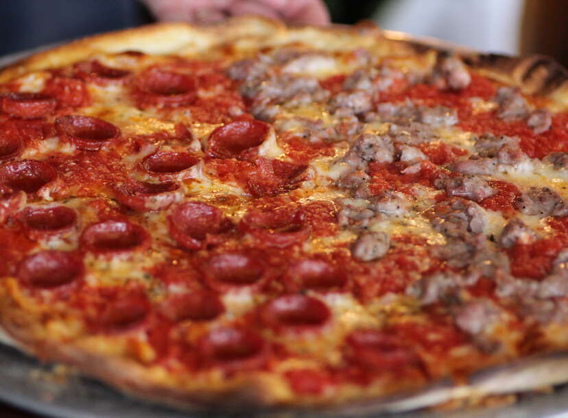 The 11 Best Pizzas on Staten Island Thrillist
