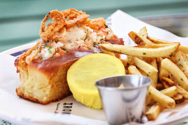 Lobster Roll Ironside Fish & Oyster SD
