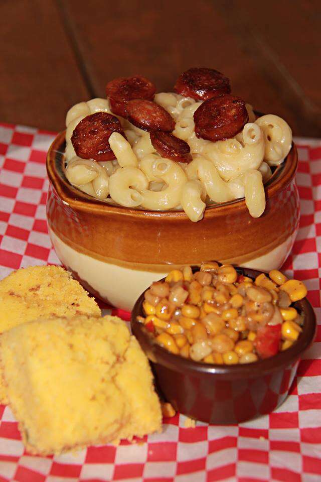 Diablos BBQ mac and cheese