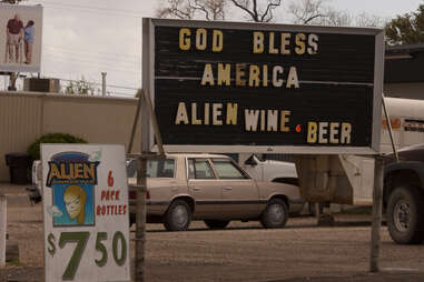 Roswell sign