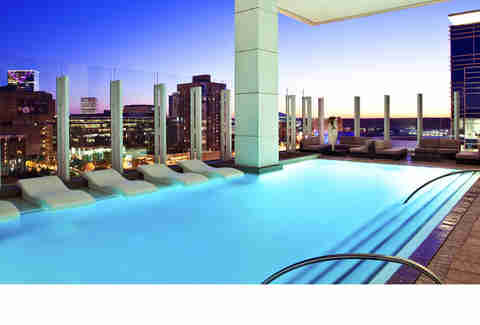 Pittsburgh Hotel Rooftop Pool 2018 World S Best Hotels