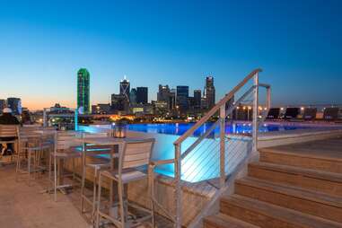 Best Pools Dallas - Thrillist