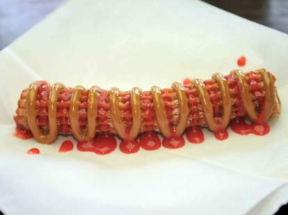 CHURROS CALIENTES