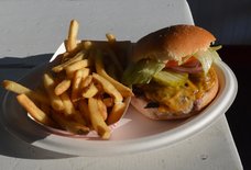 The 5 best burgers in the Hamptons