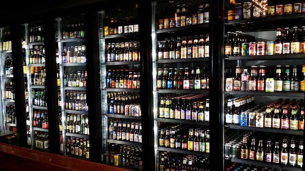 Beer Market Co. A Bar in Houston, TX Thrillist