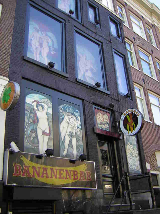 Amsterdam Live Sex Show Public - The Guide To Amsterdam's Sex Shows - Thrillist