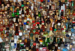 Testing out the Hamptons' two new booze delivery services