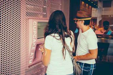 Cupcake ATM