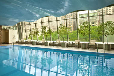 hotels in bronx ny with indoor pool