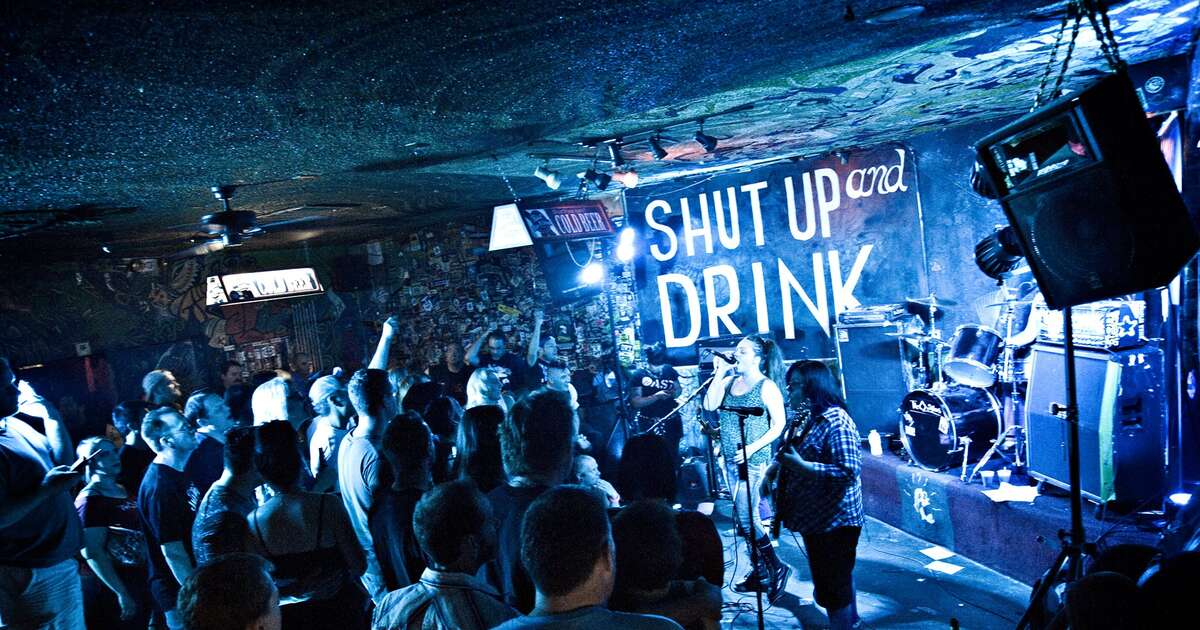 Best Dive Bars in Las Vegas Thrillist