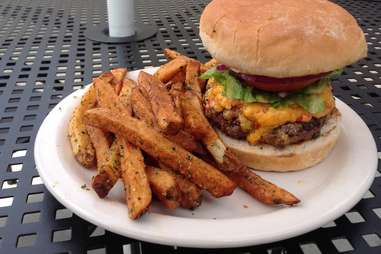 lamar lounge burger