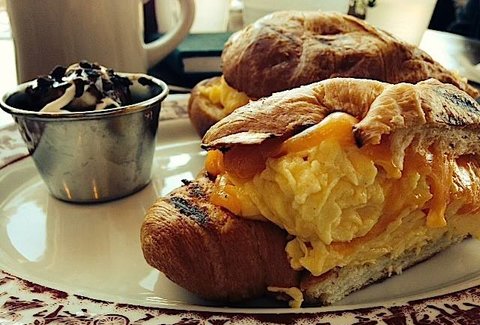 Le Petit Marché A Atlanta, GA Restaurant.