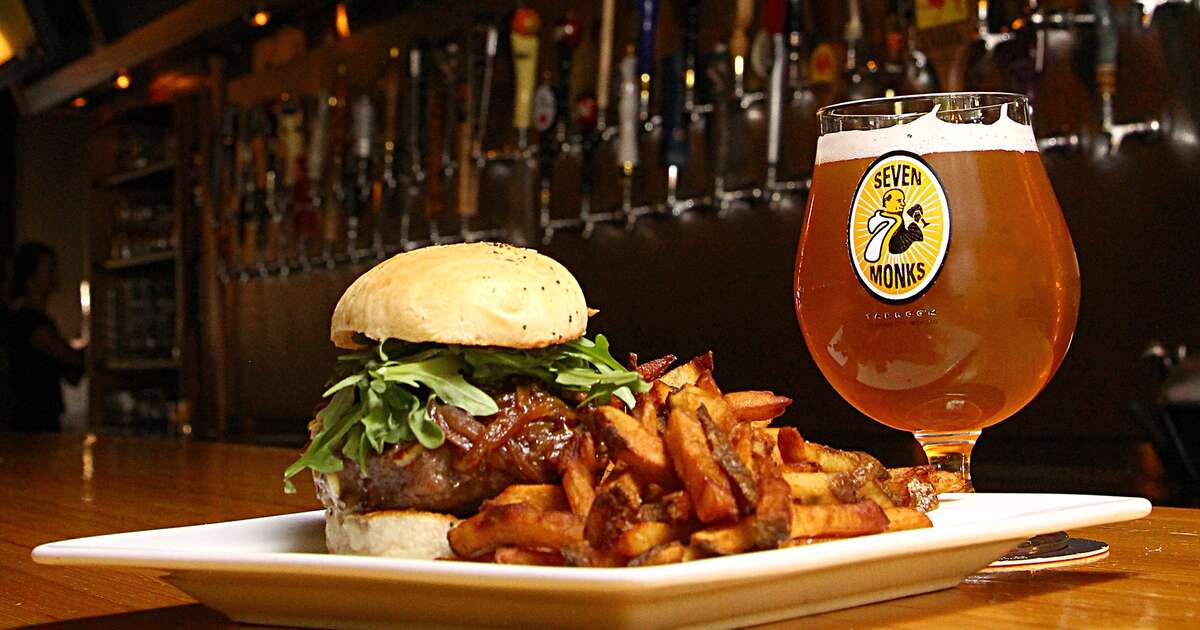 Best Michigan Bars Outside of Detroit Thrillist