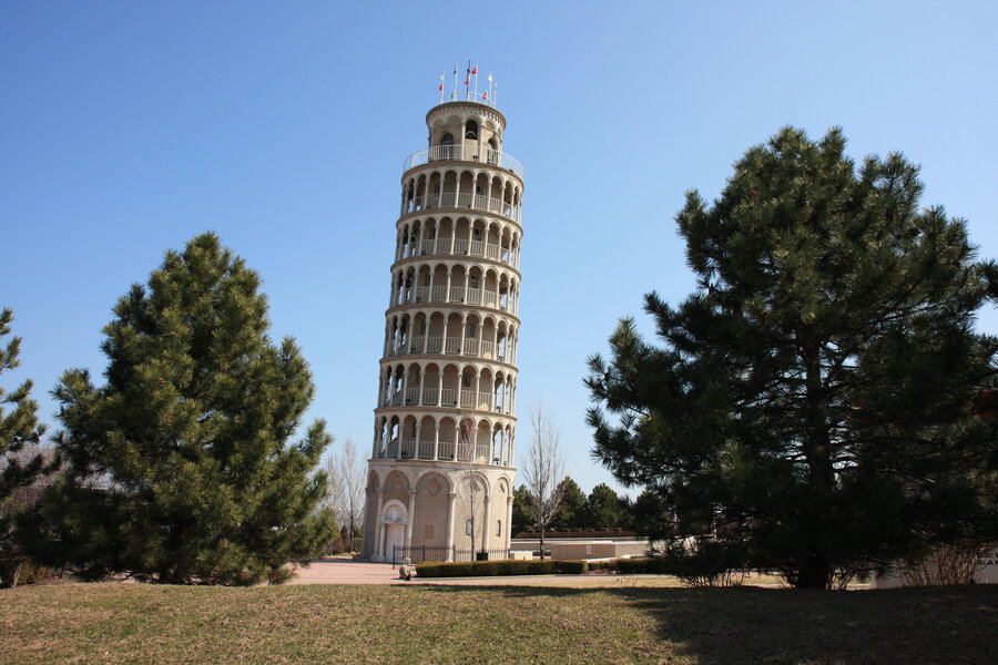 Replicas in Las Vegas, Replicas of Famous Landmarks