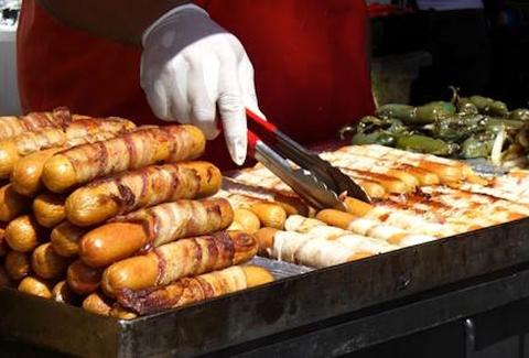 Dirt Dog: An University Park, Los Angeles Restaurant.