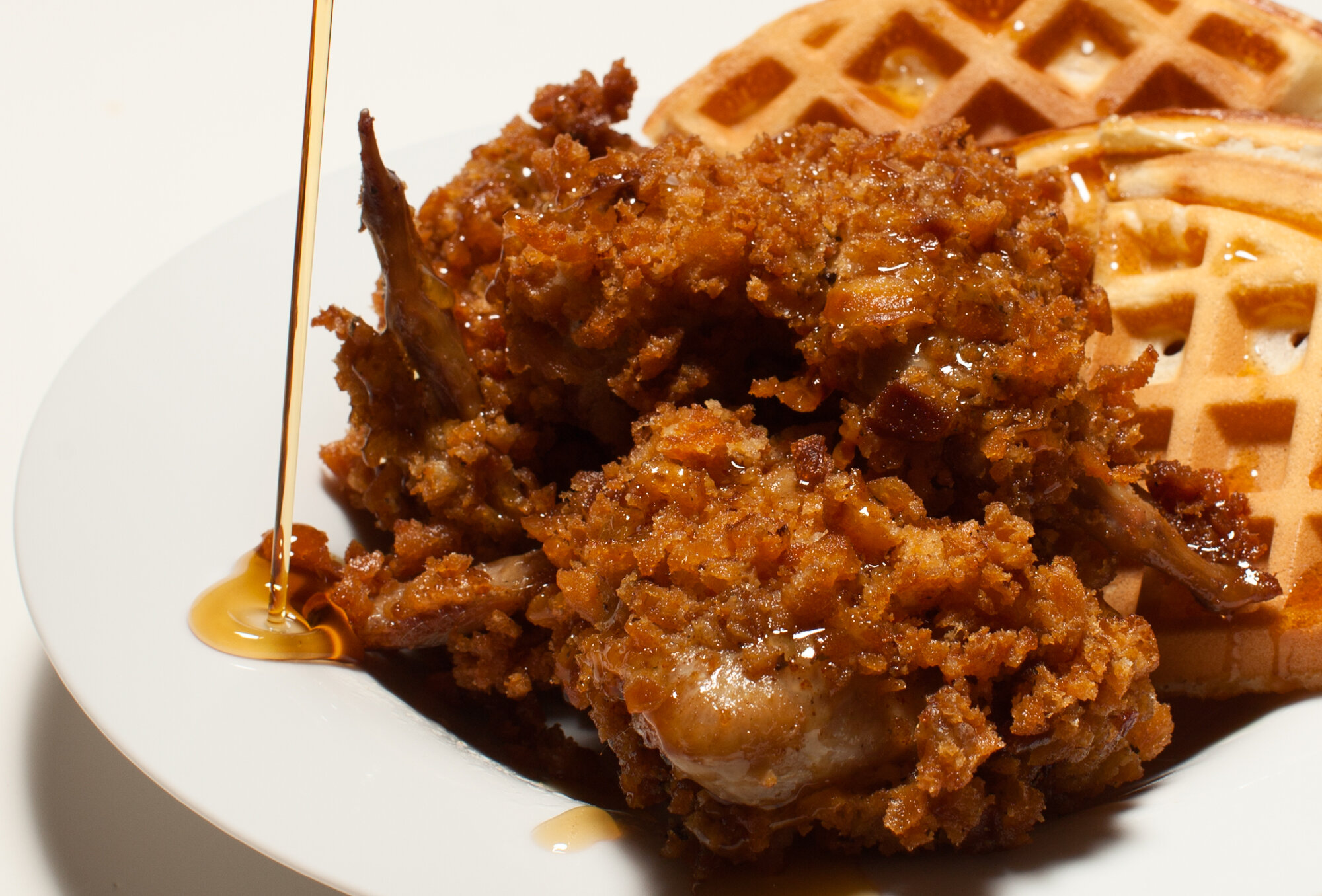 Fried Chicken And Waffles Recipe Thrillist Recipes