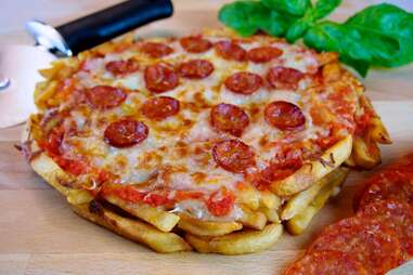 FRENCH FRY PIZZA