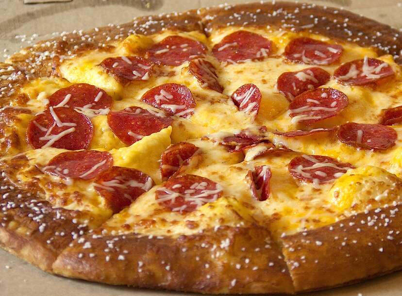 Here how the new Little Caesars plant-based pepperoni pizza tastes