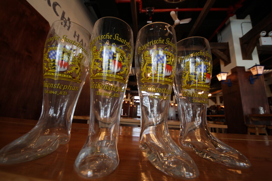 German Das Boot Glass Beer Boots: personalized & custom