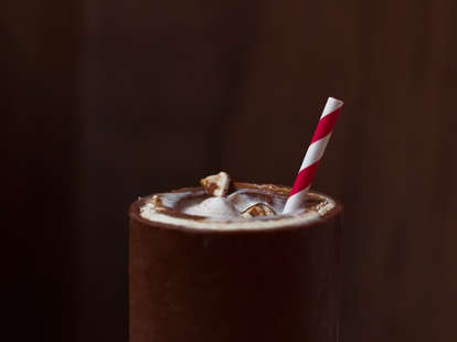 Snickers milkshake cup — Thrillist Recipes