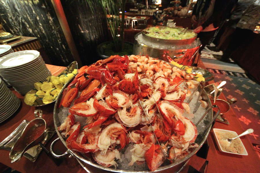 Waldorf-Astoria Brunch - Midtown NYC - Things to Do in New York - Thrillist