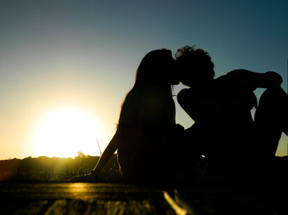 Outdoor Sex In Chicago - Things to Do in Chicago - Thrillist