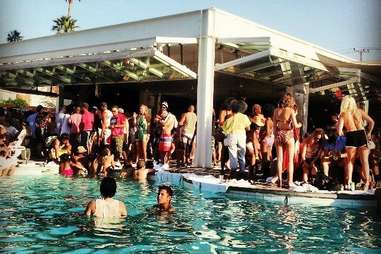 World S Best Pool Parties Miami St Tropez And Las Vegas Top Our List Thrillist