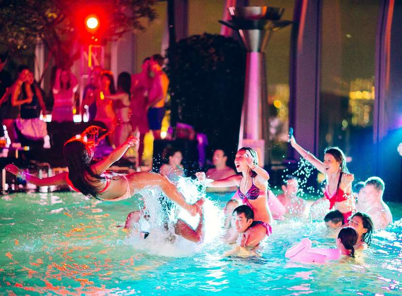 World's best pool parties --Miami, St. Tropez, and Las Vegas Top Our List - Thrillist