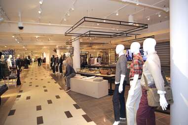 Why Lord and Taylor DC is the best place to shop - Thrillist