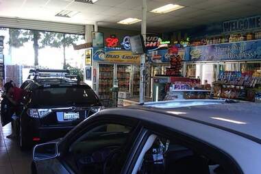 10 Of America S Best Drive Thru Liquor Stores Thrillist