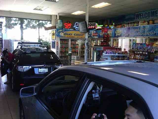 10 Of America S Best Drive Thru Liquor Stores Thrillist