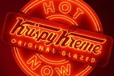 Krispy Kreme hot now sign