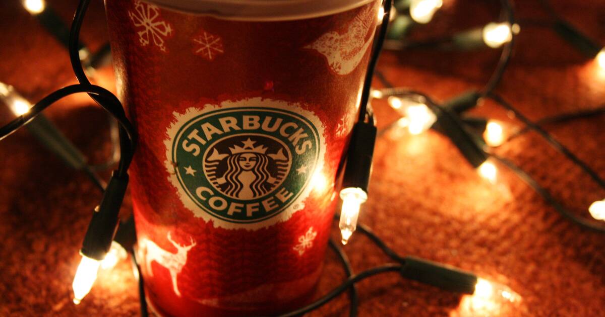 Starbucks Holiday Cups: Every Cup From the Last 20 Years - Thrillist