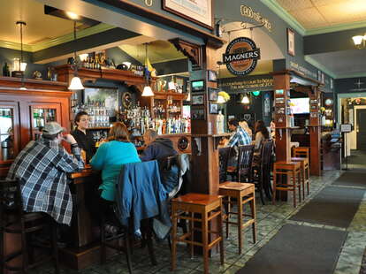 county clare irish pub