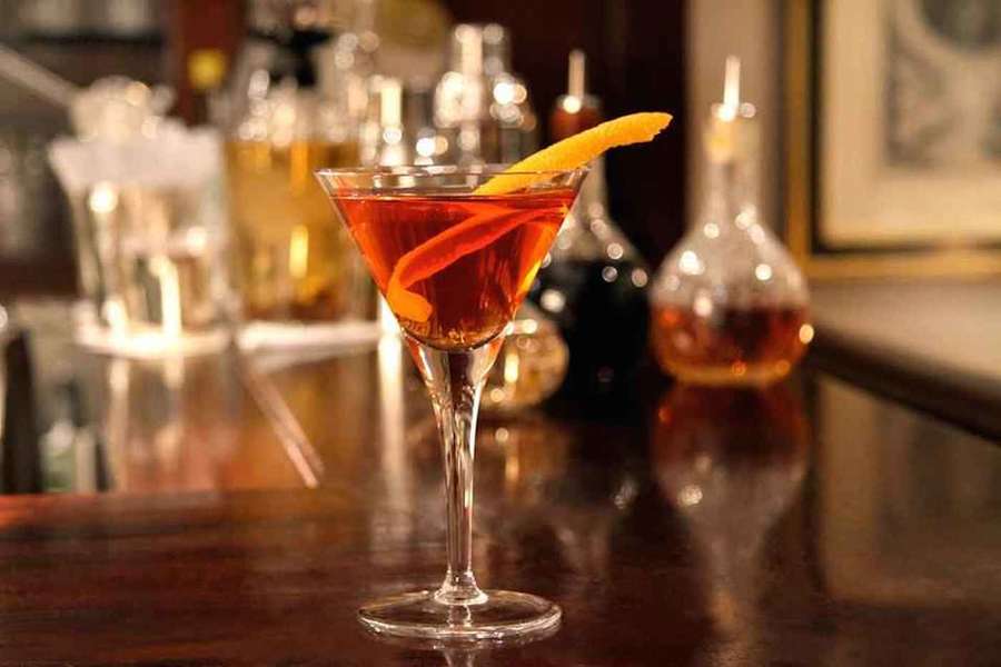 Cocktails To Drink Before You Die Classic Cocktail Bars Thrillist